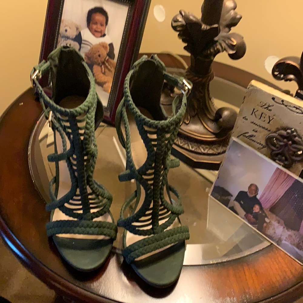 Olive green strappy heel in olive green from Aldo